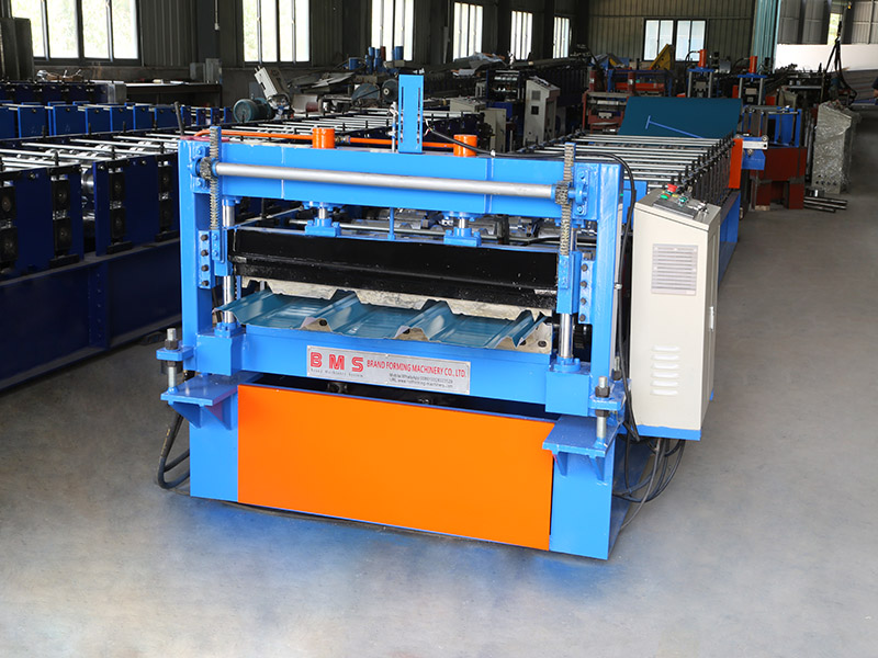 Roof Panel Roll Forming Machine 1