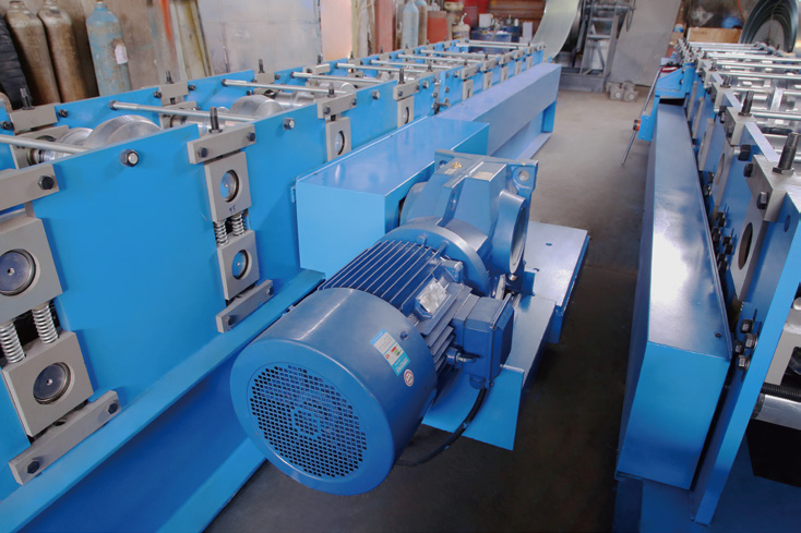 Column machine drive system